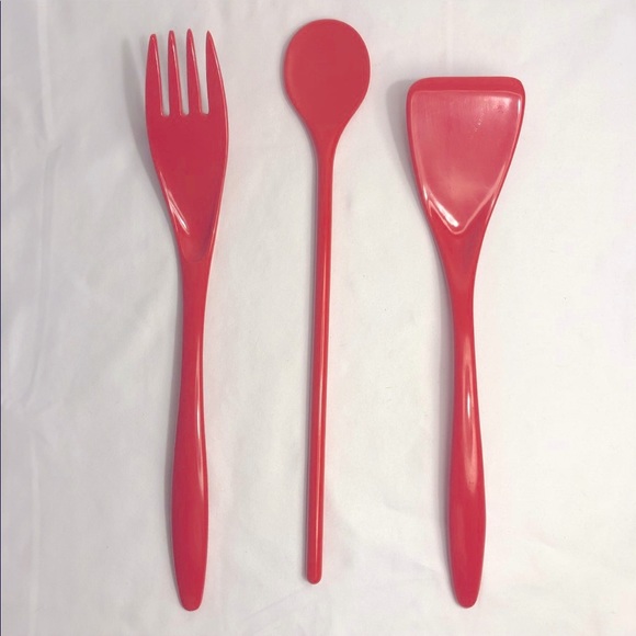 Machi Melamine Red Serving Utensils - Set of 3 - Picture 1 of 9